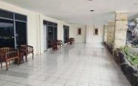 Alexander Hotel Tegal